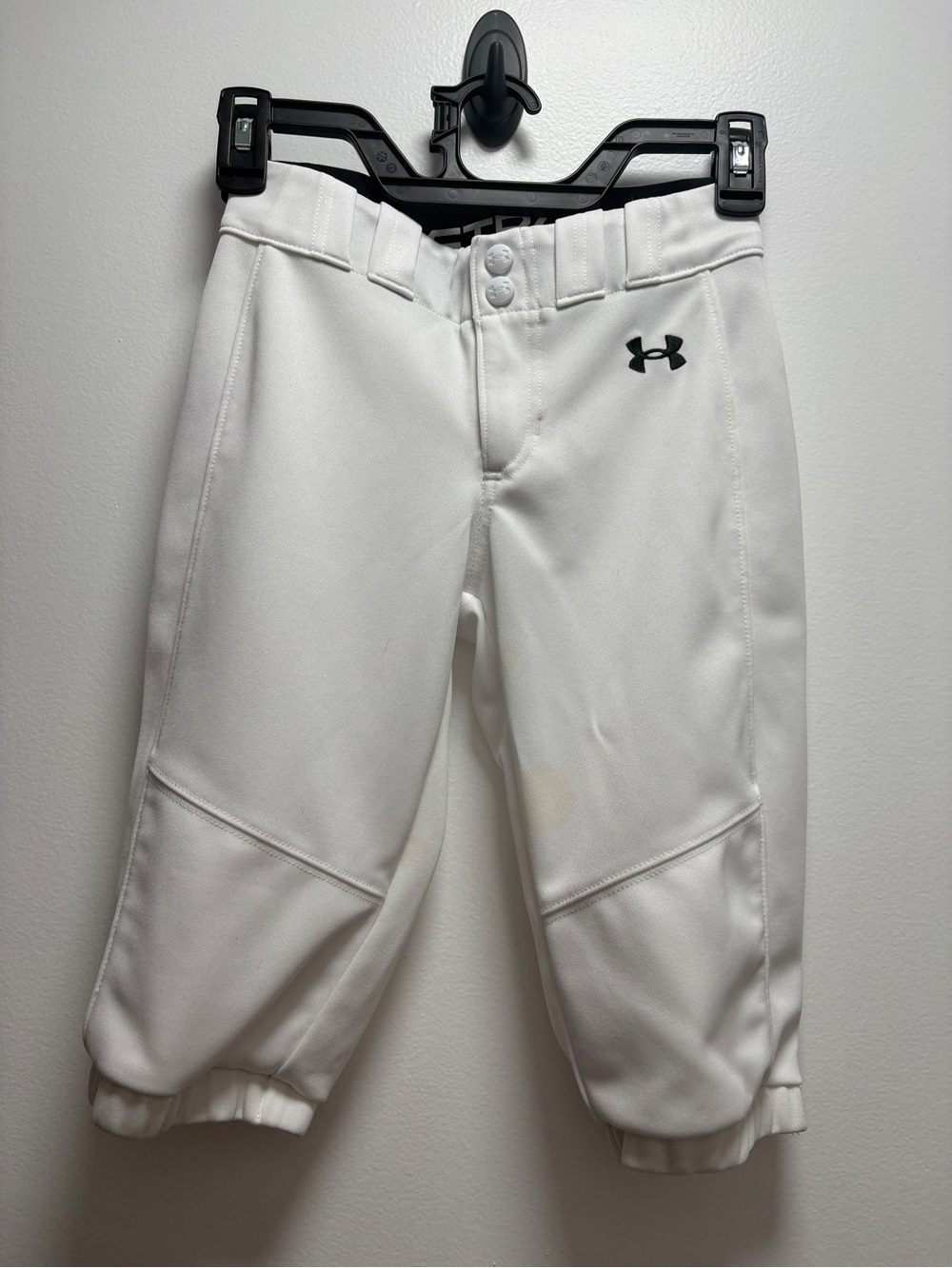 Under Armour White Youth Softball 3/4 Pants- girls small Game-Day